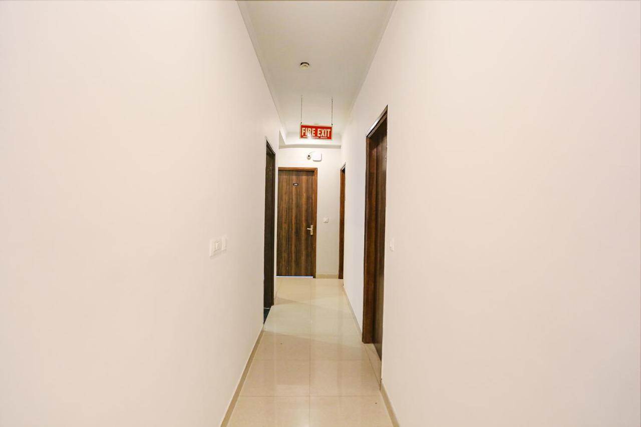 Fabhotel Novel Suites - Nr Yashobhoomi Convention Centre นิวเดลี ภายนอก รูปภาพ