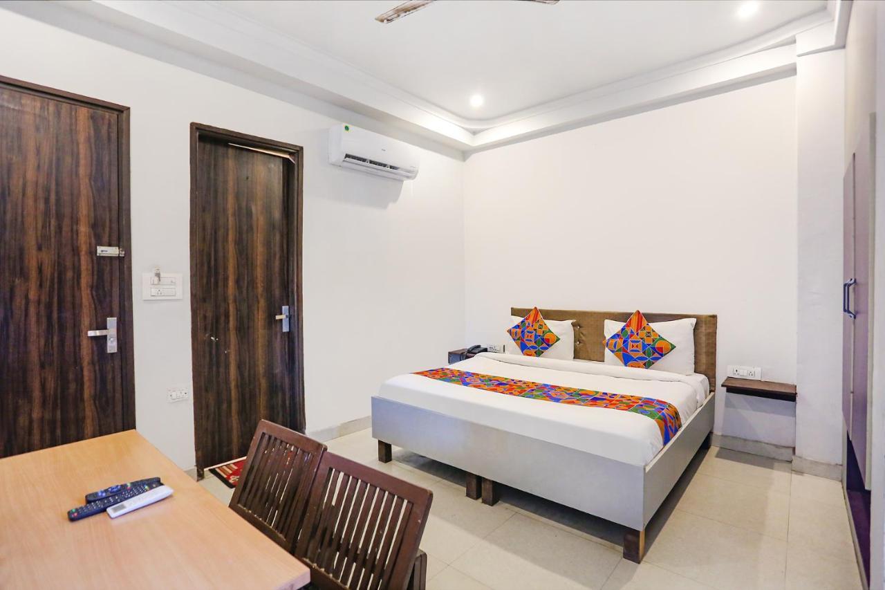 Fabhotel Novel Suites - Nr Yashobhoomi Convention Centre นิวเดลี ภายนอก รูปภาพ