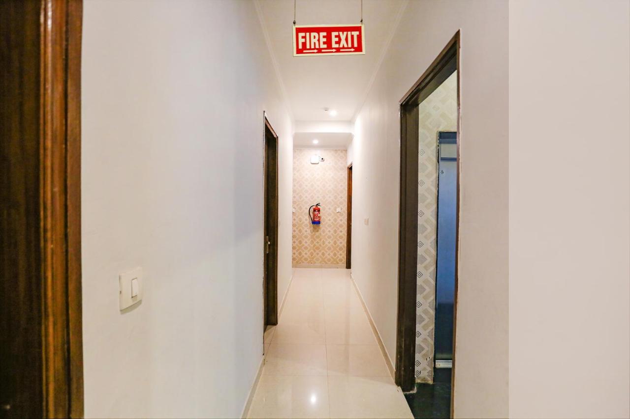 Fabhotel Novel Suites - Nr Yashobhoomi Convention Centre นิวเดลี ภายนอก รูปภาพ